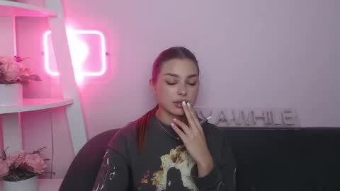 milanaangelas online show from 11/30/25, 06:28