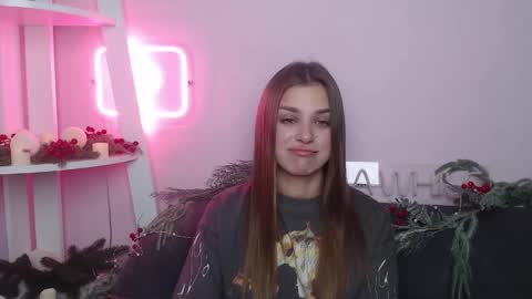 milanaangelas online show from 12/22/25, 08:50