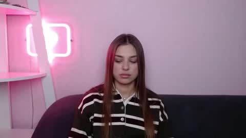 milanaangelas online show from 02/17/26, 08:37