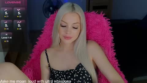 Lana online show from 12/17/24, 12:12