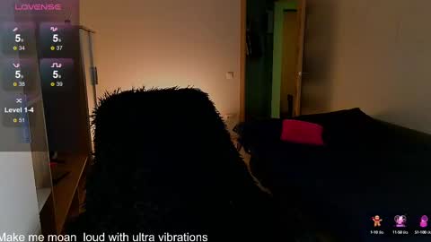 Lana online show from 03/11/25, 09:26