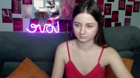 milanaroz online show from 11/30/25, 06:01