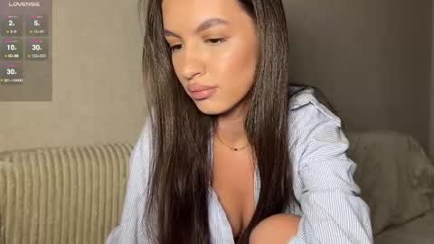 milanasugar online show from 04/10/26, 07:40