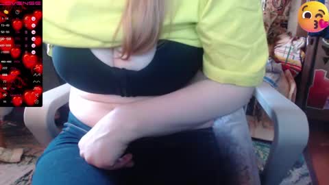 Luna-- link in bio online show from 02/23/25, 02:35