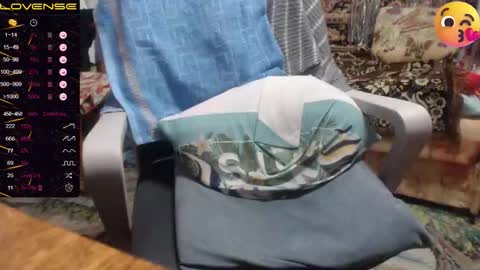 Luna-- link in bio online show from 09/10/25, 07:47