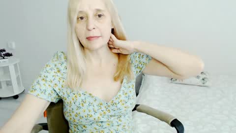 Milena online show from 01/29/25, 07:36