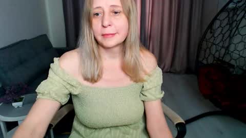 Milena online show from 03/08/26, 06:28