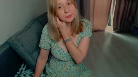 Milena online show from 06/18/26, 06:35