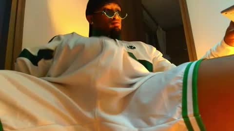 Snapshot of milanbigdick777 chatting on 06/12/26, 03:38 milan online show from 06/12/26, 03:38