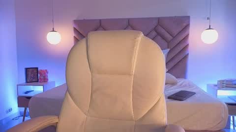 Snapshot of milancorleone chatting on 04/27/26, 11:19 Milan Corleone online show from 04/27/26, 11:19