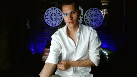 milandavid1 online show from 03/26/26, 05:40