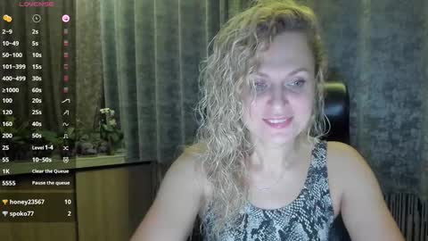 Snapshot of milanna_x chatting on 10/01/25, 07:42 milanna_x online show from 10/01/25, 07:42