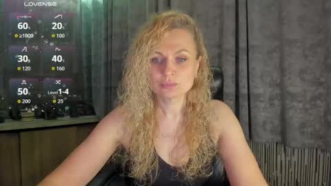 Snapshot of milanna_x chatting on 04/26/26, 08:50 milanna_x online show from 04/26/26, 08:50