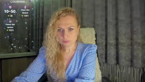 Snapshot of milanna_x chatting on 05/27/26, 07:33 milanna_x online show from 05/27/26, 07:33