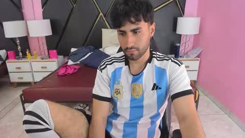 milanzaire online show from 11/23/25, 10:09