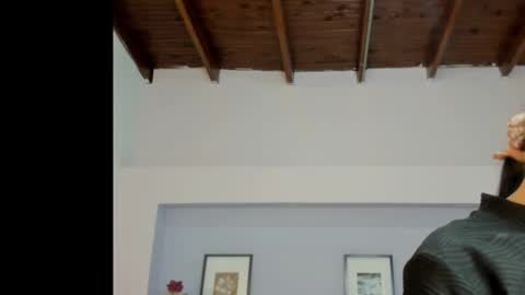 Mila Rose online show from 12/29/24, 11:18