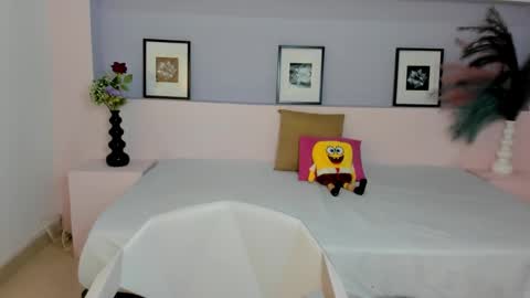 Mila Rose online show from 01/07/25, 11:48