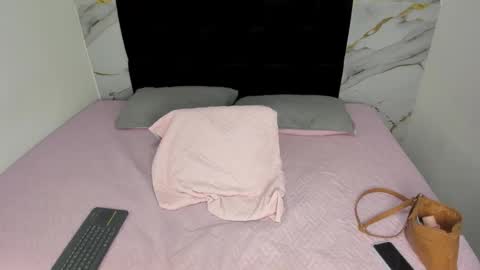 MilaRossi online show from 03/05/26, 01:40