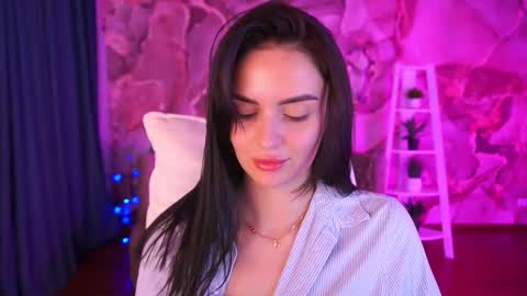 Milasha online show from 11/18/25, 07:24