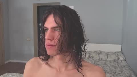 Mila online show from 03/02/26, 07:15