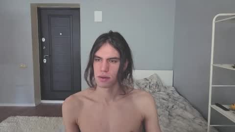 Mila online show from 03/20/26, 09:58