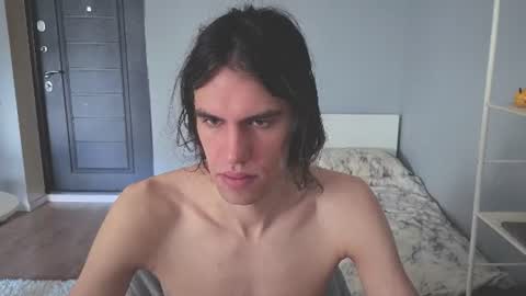 Snapshot of milaslovv chatting on 06/25/26, 07:02 Mila online show from 06/25/26, 07:02