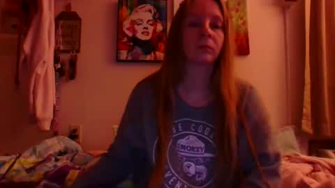 Mila online show from 04/20/26, 11:35