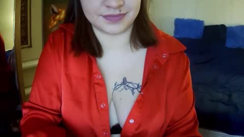Milaxcute online show from 09/22/25, 10:06