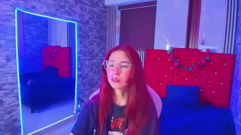 Ana online show from 10/25/25, 08:47