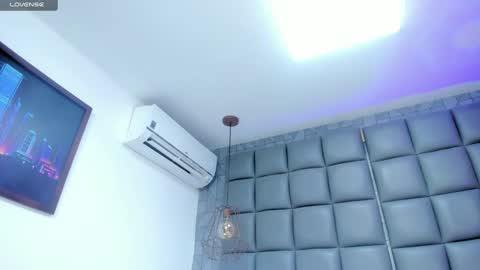 Milena  online show from 02/04/25, 03:54