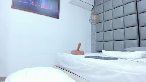 Milena  online show from 02/05/25, 06:46