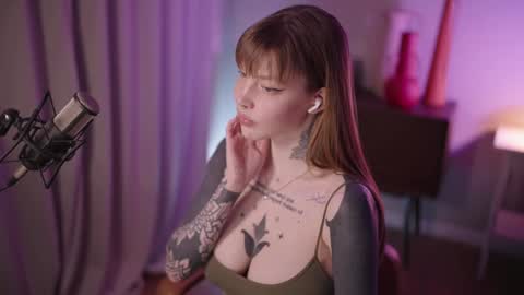 M  Telegram mamagotachannel online show from 01/04/25, 04:11