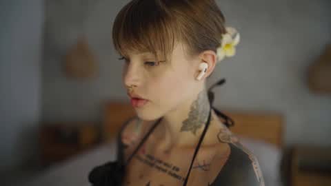 M  Telegram mamagotachannel online show from 02/09/25, 08:22