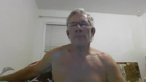 Snapshot of milehi1958 chatting on 09/26/25, 10:52 Milehi1958 online show from 09/26/25, 10:52