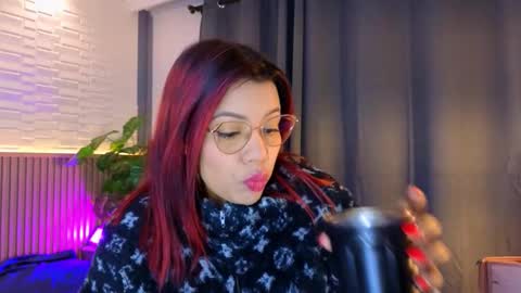 milena_lawson online show from 11/04/25, 11:09
