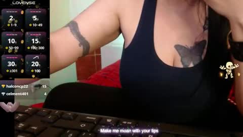 Snapshot of milenacams chatting on 12/22/24, 10:25 milena online show from 12/22/24, 10:25