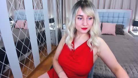 MilenaDaisy online show from 02/13/26, 09:27