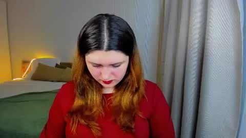 Snapshot of milenafiery chatting on 06/19/26, 06:23 milenafiery online show from 06/19/26, 06:23