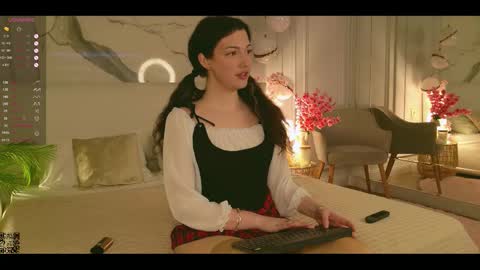 Snapshot of miley_smile chatting on 10/04/25, 05:27 Miley online show from 10/04/25, 05:27