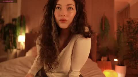 Snapshot of miley_smile chatting on 10/20/25, 05:19 Miley online show from 10/20/25, 05:19