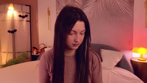 Snapshot of miley_smile chatting on 11/02/25, 05:32 Miley online show from 11/02/25, 05:32