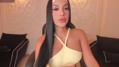 Snapshot of mileycruz_ chatting on 03/03/26, 07:09 Miley Cruz IG miley model23 online show from 03/03/26, 07:09