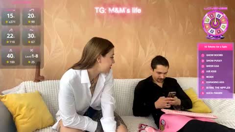 Snapshot of mileydreamer chatting on 11/28/25, 04:48 Miley online show from 11/28/25, 04:48