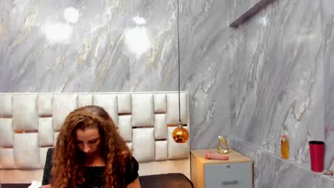 Snapshot of milf_drip chatting on 05/11/26, 12:44 Lili online show from 05/11/26, 12:44