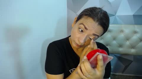 Snapshot of milf_hugeboobs chatting on 11/05/25, 11:10 milf_hugeboobs online show from 11/05/25, 11:10