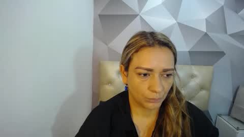 milf_hugeboobs online show from 12/20/25, 10:44