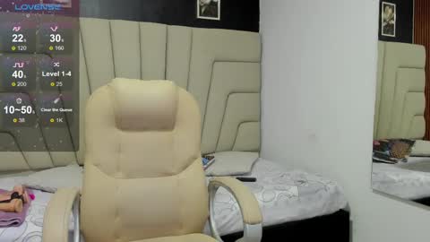 Snapshot of milf_meli chatting on 03/02/25, 07:02 milf_meli online show from 03/02/25, 07:02