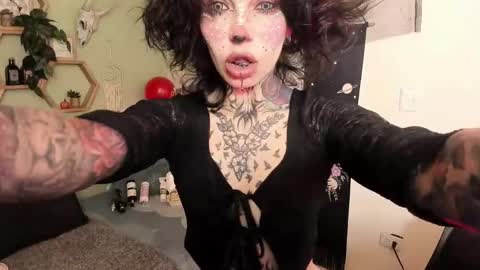 Isabella online show from 03/19/26, 01:15