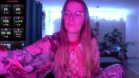 Milf Tara36 online show from 12/25/24, 09:43