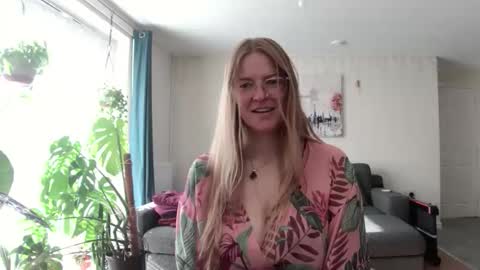 Milf Tara36 online show from 09/29/25, 09:47